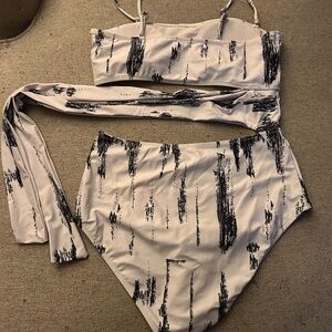 SHEIN Black and White One Piece Swimsuit